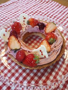 好きな食べ物　スイーツは食べるのも作るのも大好きです、苺ﾓﾝﾌﾞﾗﾝ美味しく作れました！