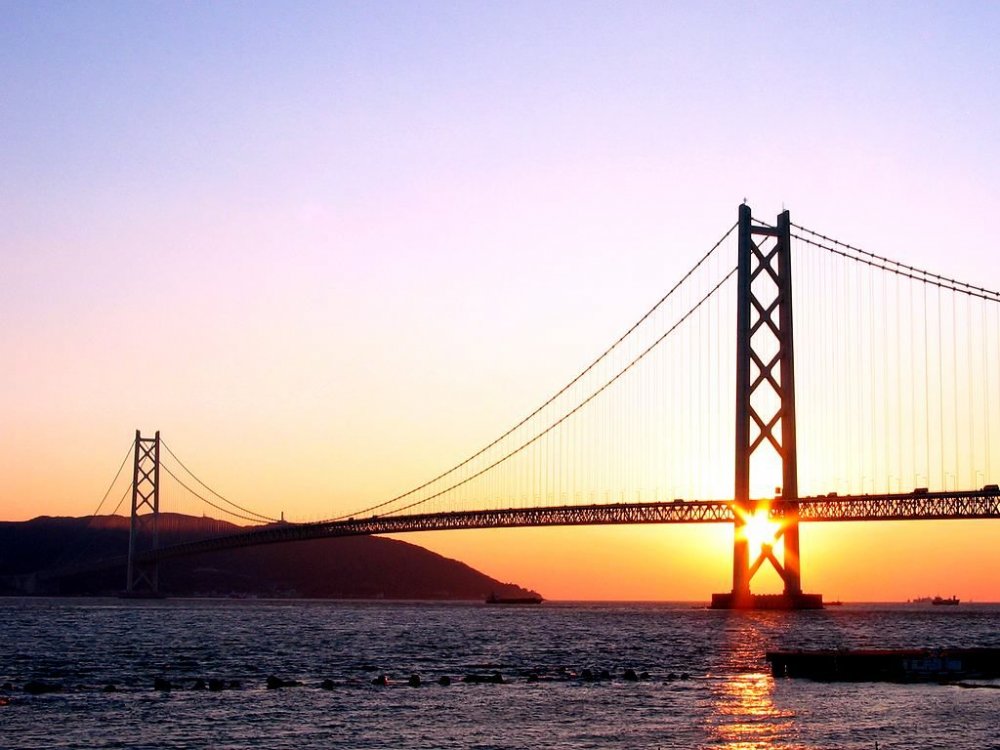 明石海峡大橋　夜景　橋